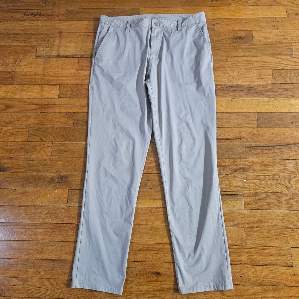 Rhone Khaki Chinos Pants Men's Waist 33x29